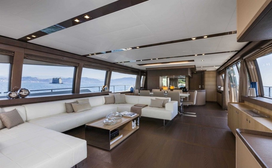 ALEKSANDRA-I-Ferretti-960-yacht-charter-10-910x562