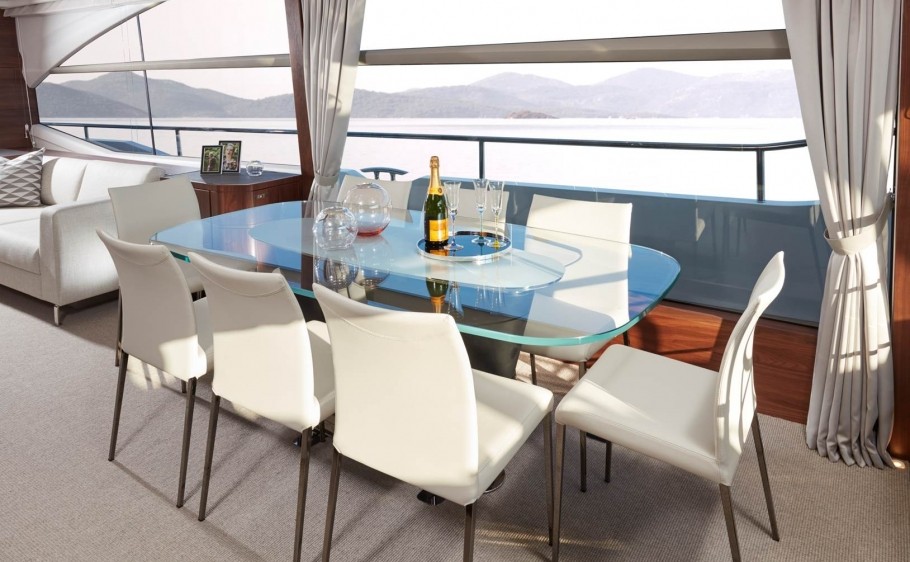 Dinning-table-910x562